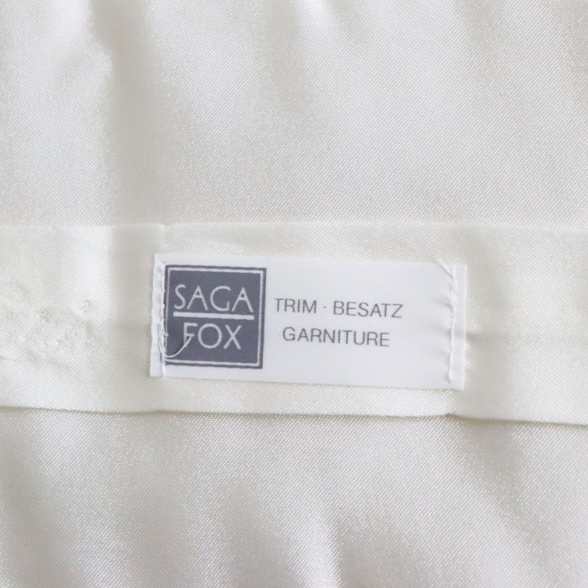 SAGA FOX Genuine Fur Shawl Stole Ivory