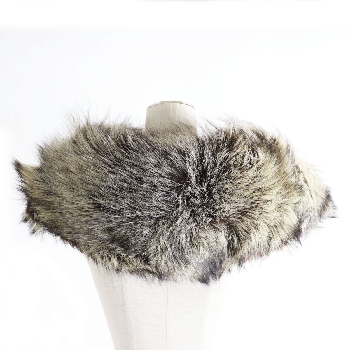 SAGA FOX Genuine Fur Shawl Stole Tippet