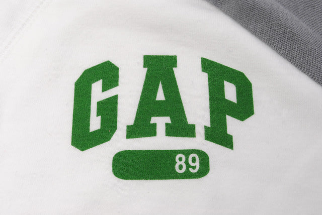 GAP Boys 2T Cotton 60% Polyester 40% Pajama Set Long Sleeve Top and Pants Gift for Baby Shower in Pristine Condition