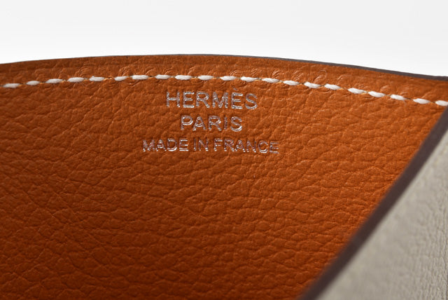 Hermes Leather Card Case Bicolor White/Cappuccino in Pristine Condition