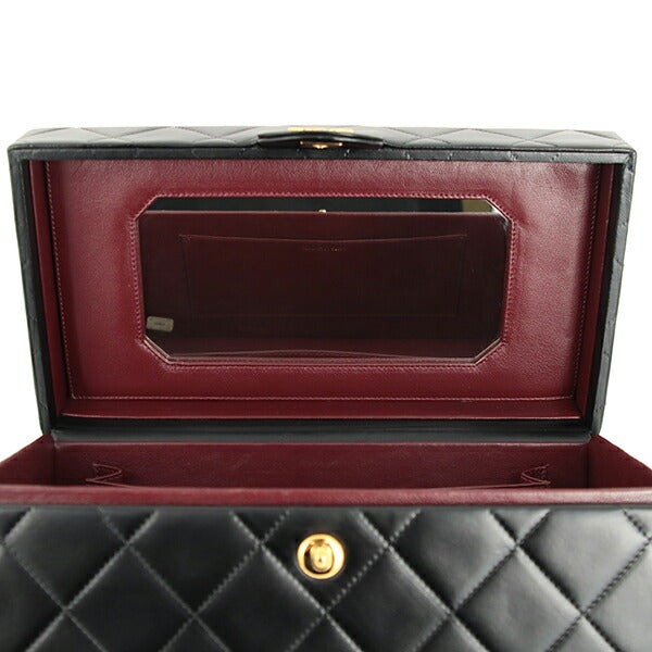 Chanel Vintage Matelasse Vanity Case Leather Handbag in Great Condition