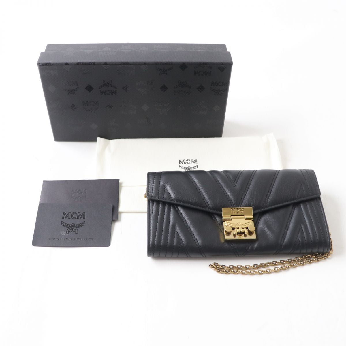 MCM Chain Wallet with Logo Black/Gold