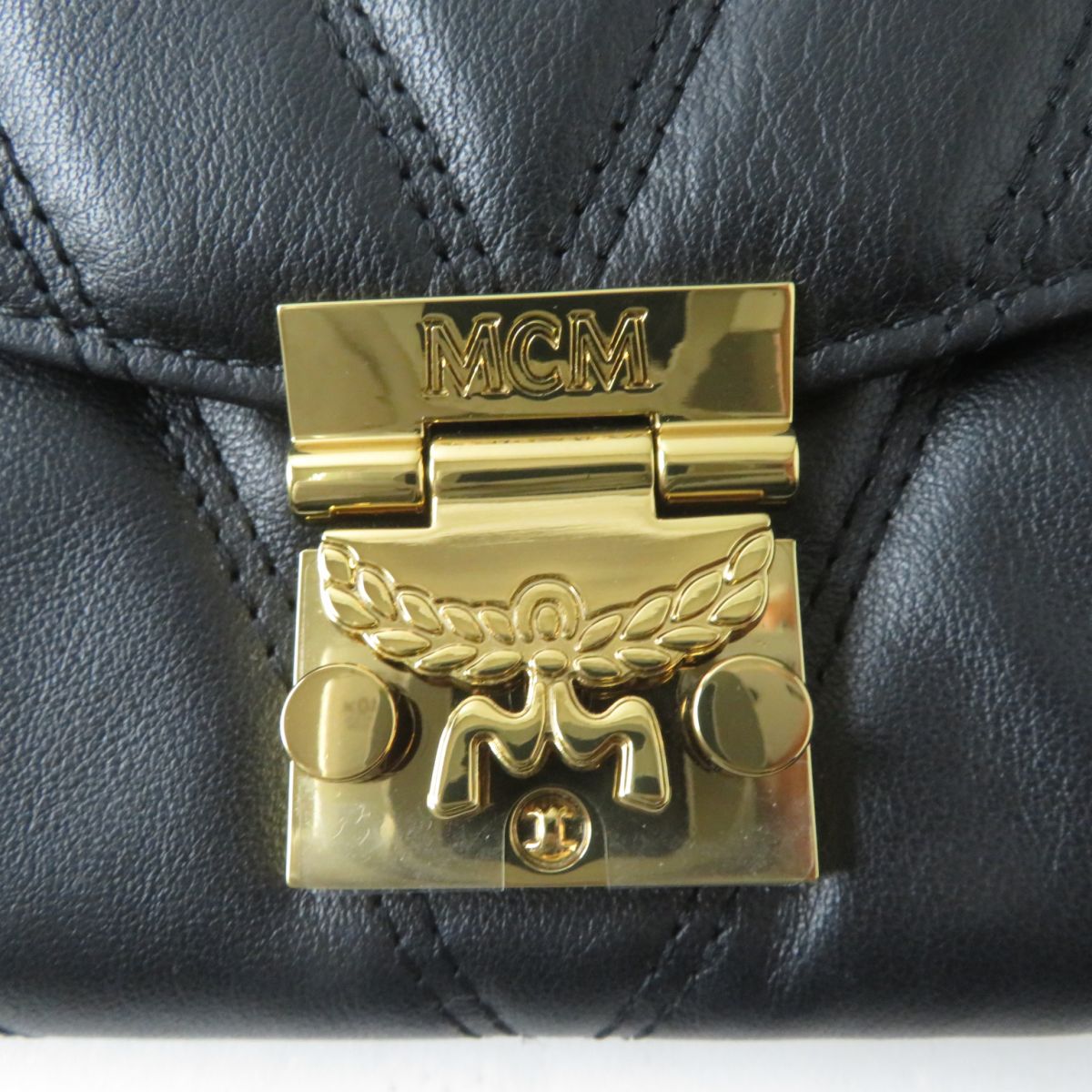 MCM Chain Wallet with Logo Black/Gold