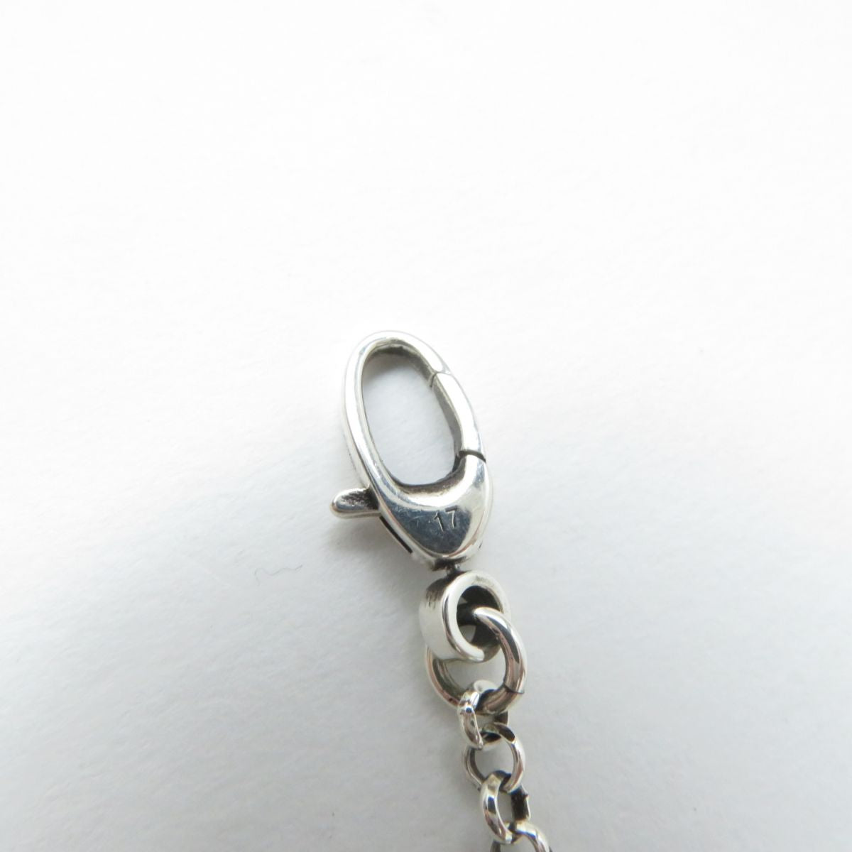 Gucci Silver Arabesque Double G Key Bracelet