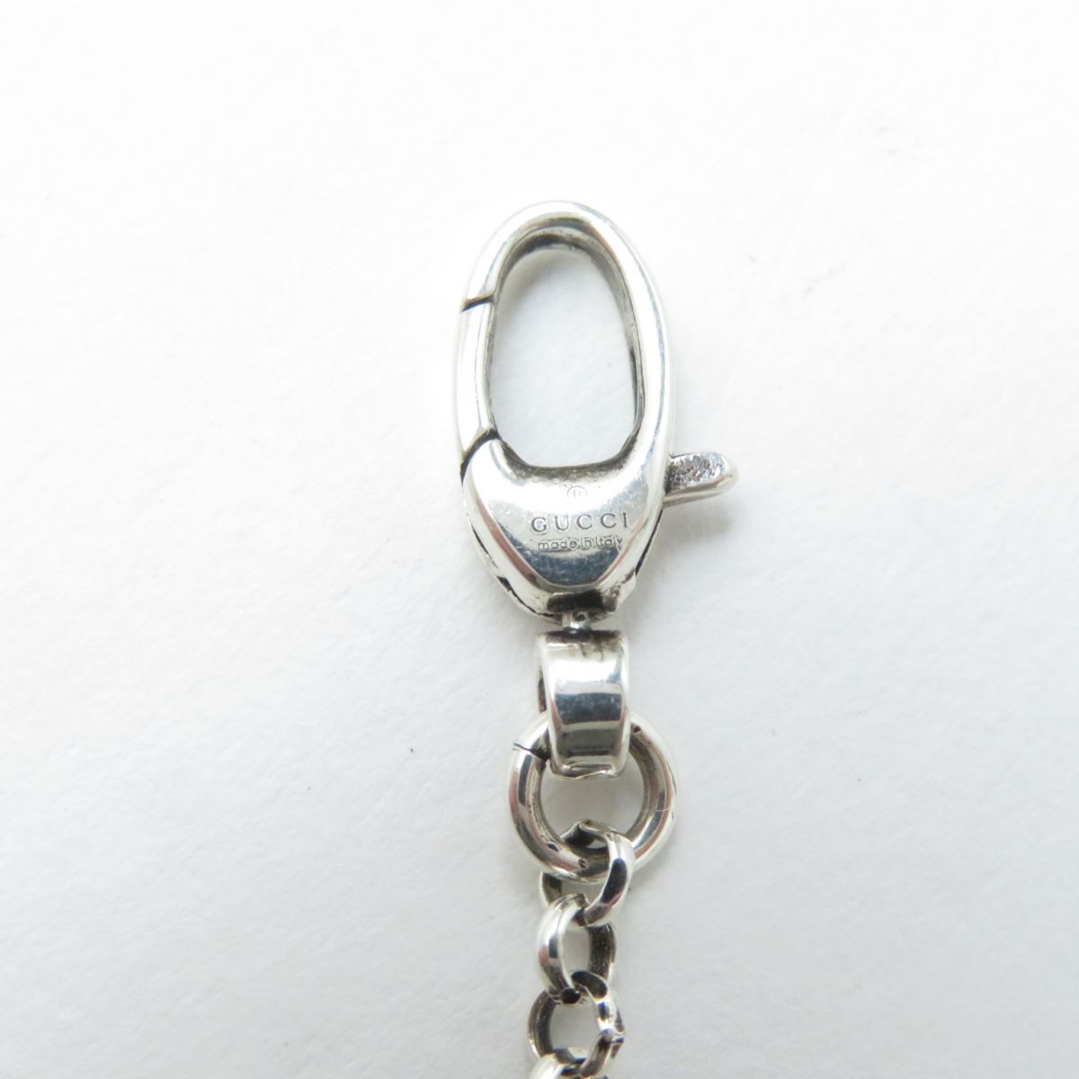 Gucci Silver Arabesque Double G Key Bracelet