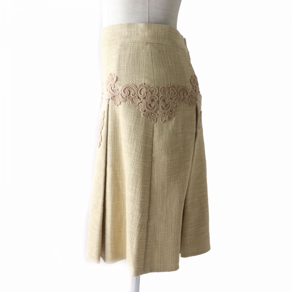 Dolce & Gabbana Lace Knee-Length Skirt, Beige, Size 38