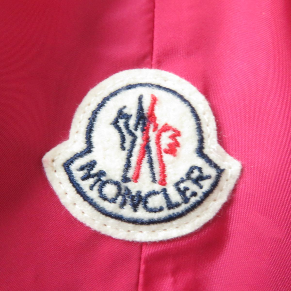 Moncler SANVEL Logo Patch Hooded Nylon Jacket