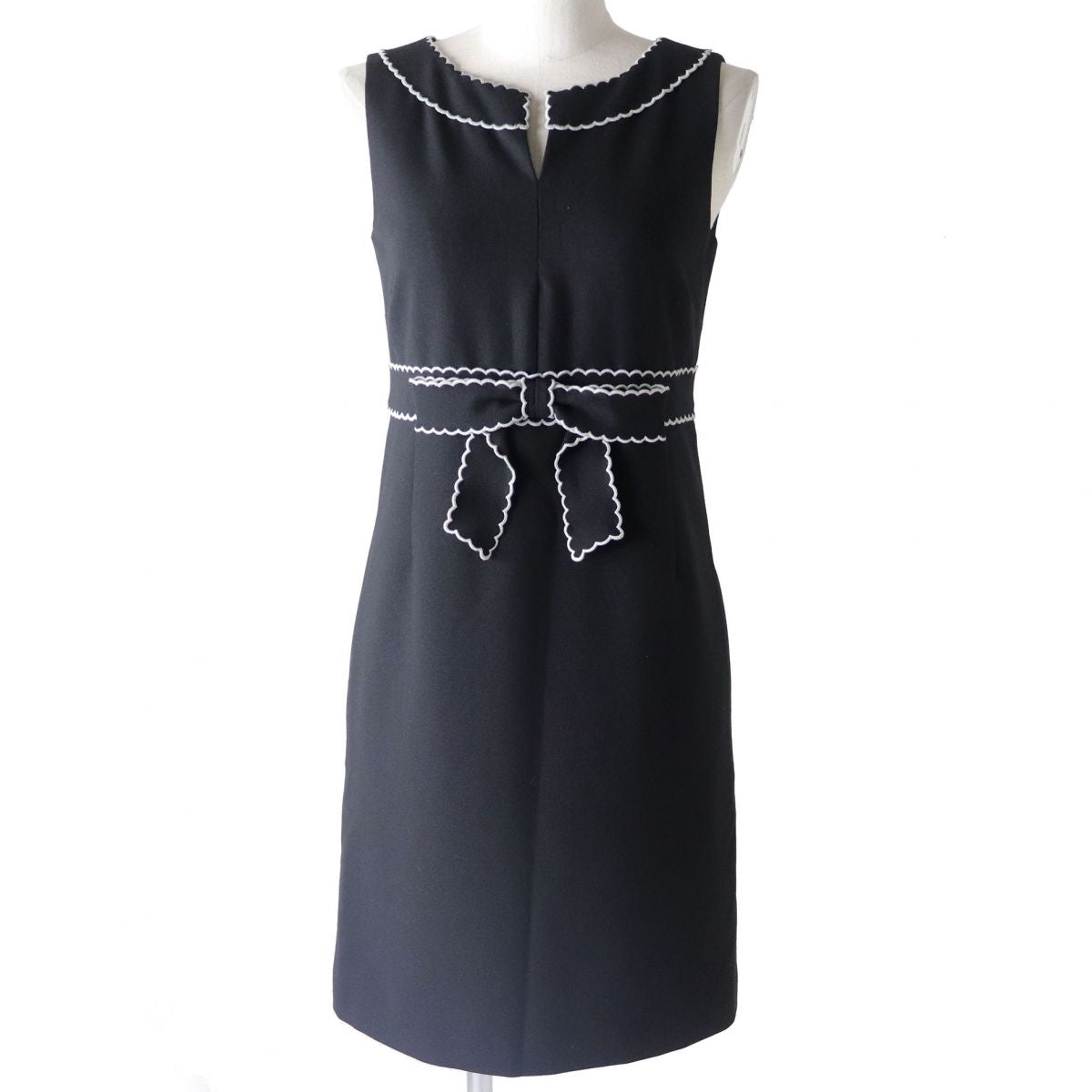 RED VALENTINO Ribbon Scallop Dress Black 38