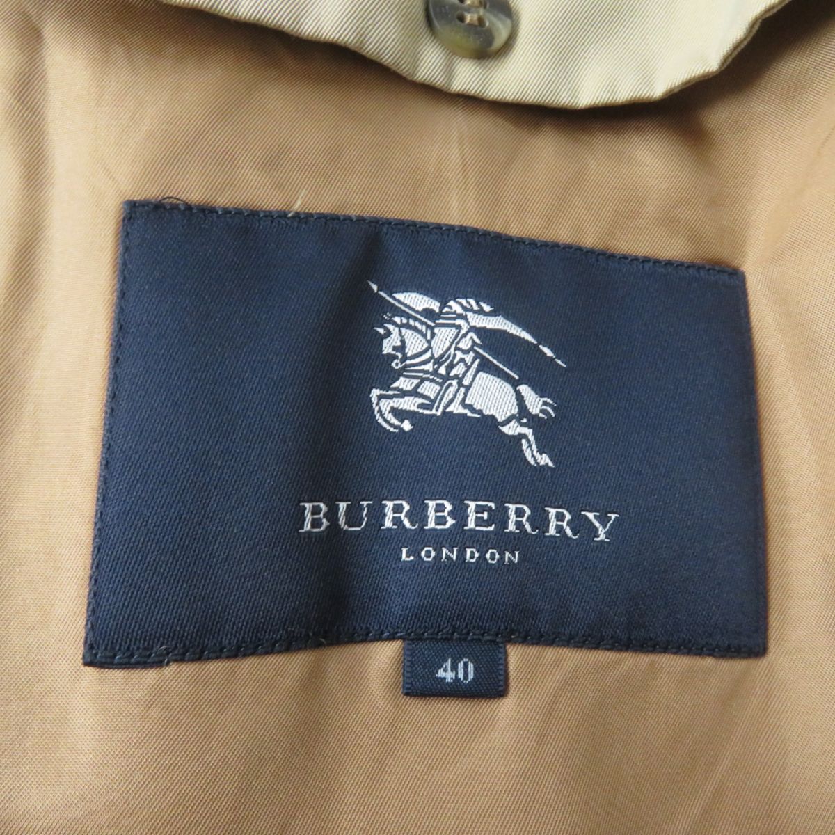 Burberry Trench Coat Beige Size 40