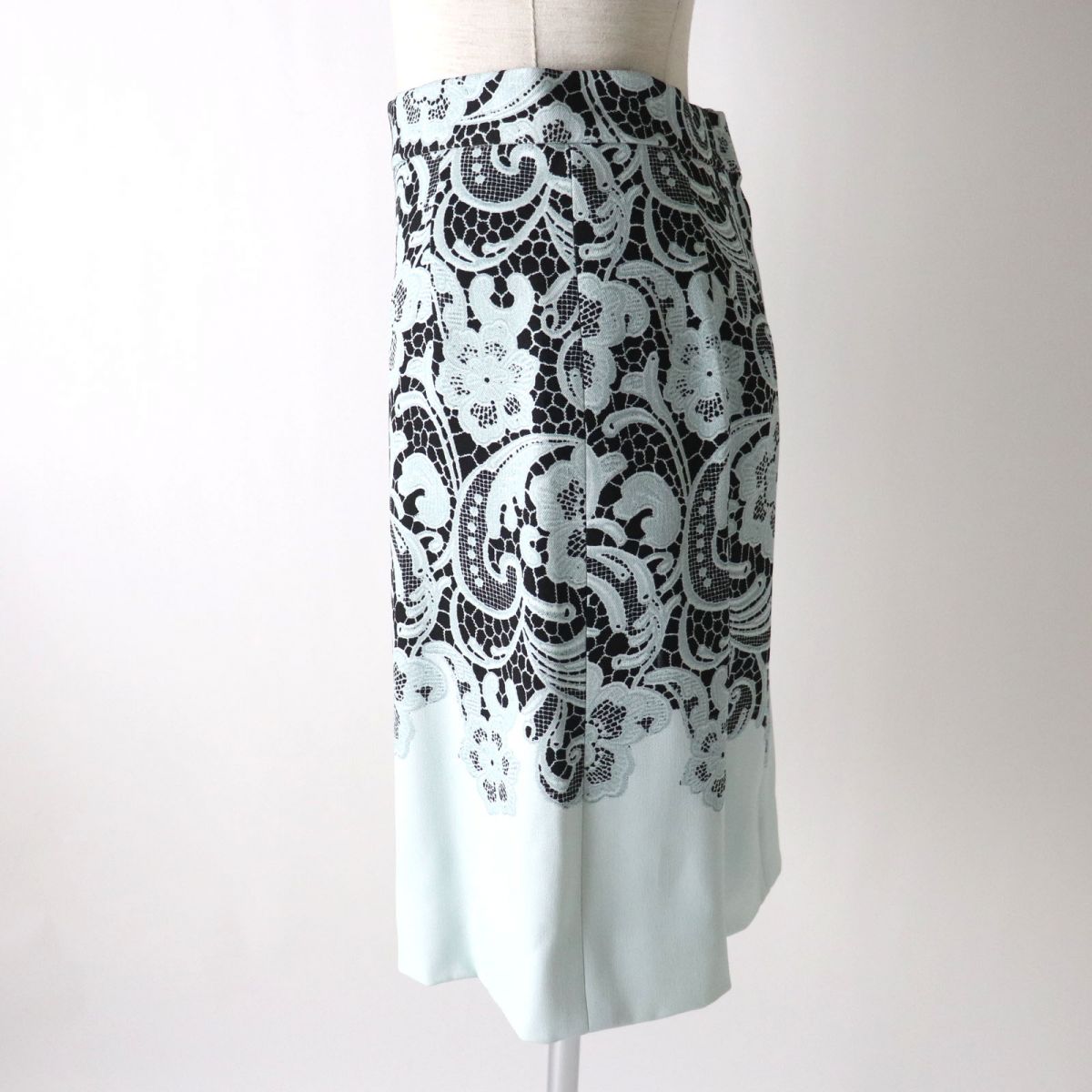 Dolce & Gabbana Lace Print Silk Lined Skirt