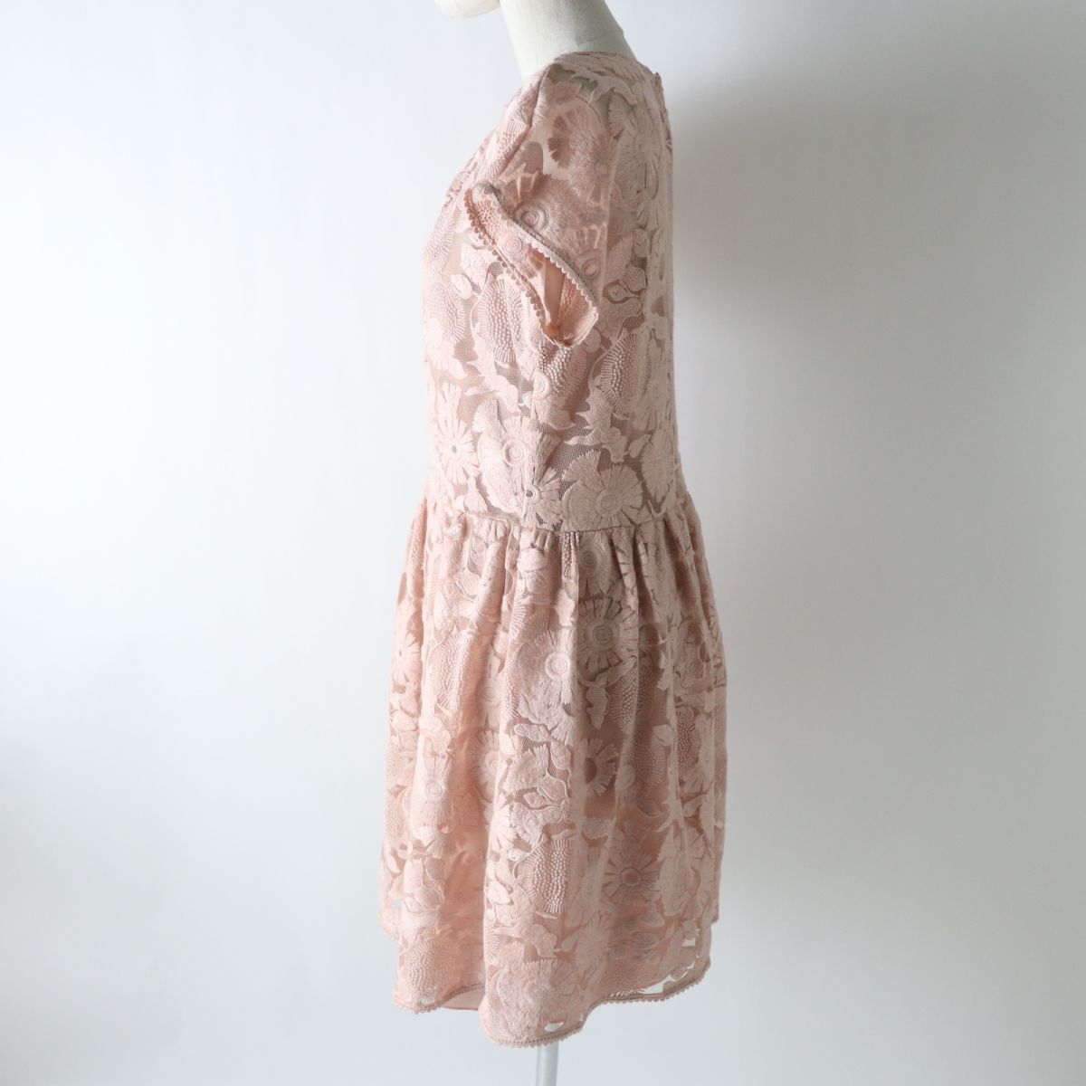 RED VALENTINO Floral Lace Dress, Pink Beige