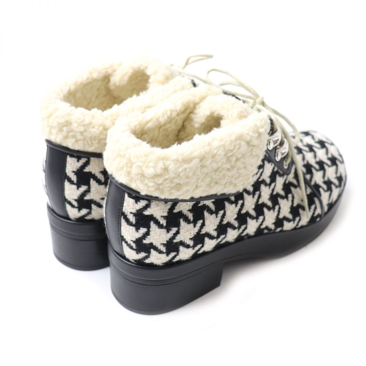 Gucci Houndstooth Fleece Lace-Up Boots 37