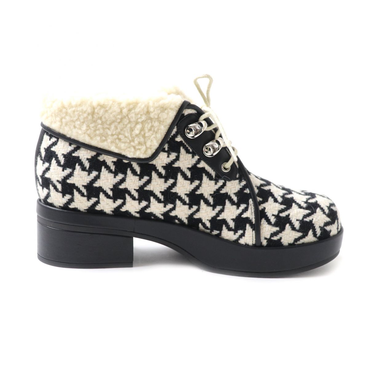 Gucci Houndstooth Fleece Lace-Up Boots 37