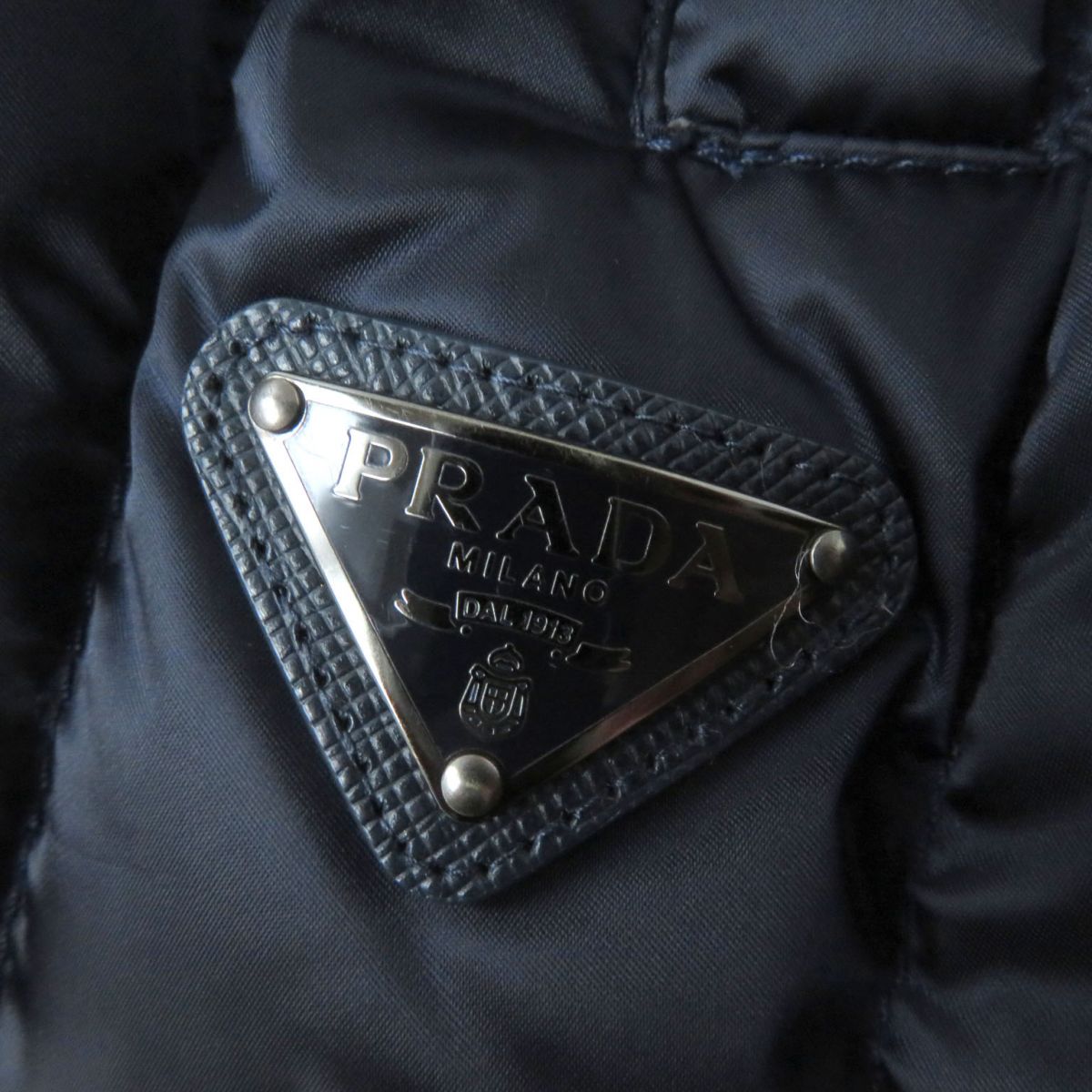 PRADA 290984 Triangle Logo Hooded Down Jacket Navy