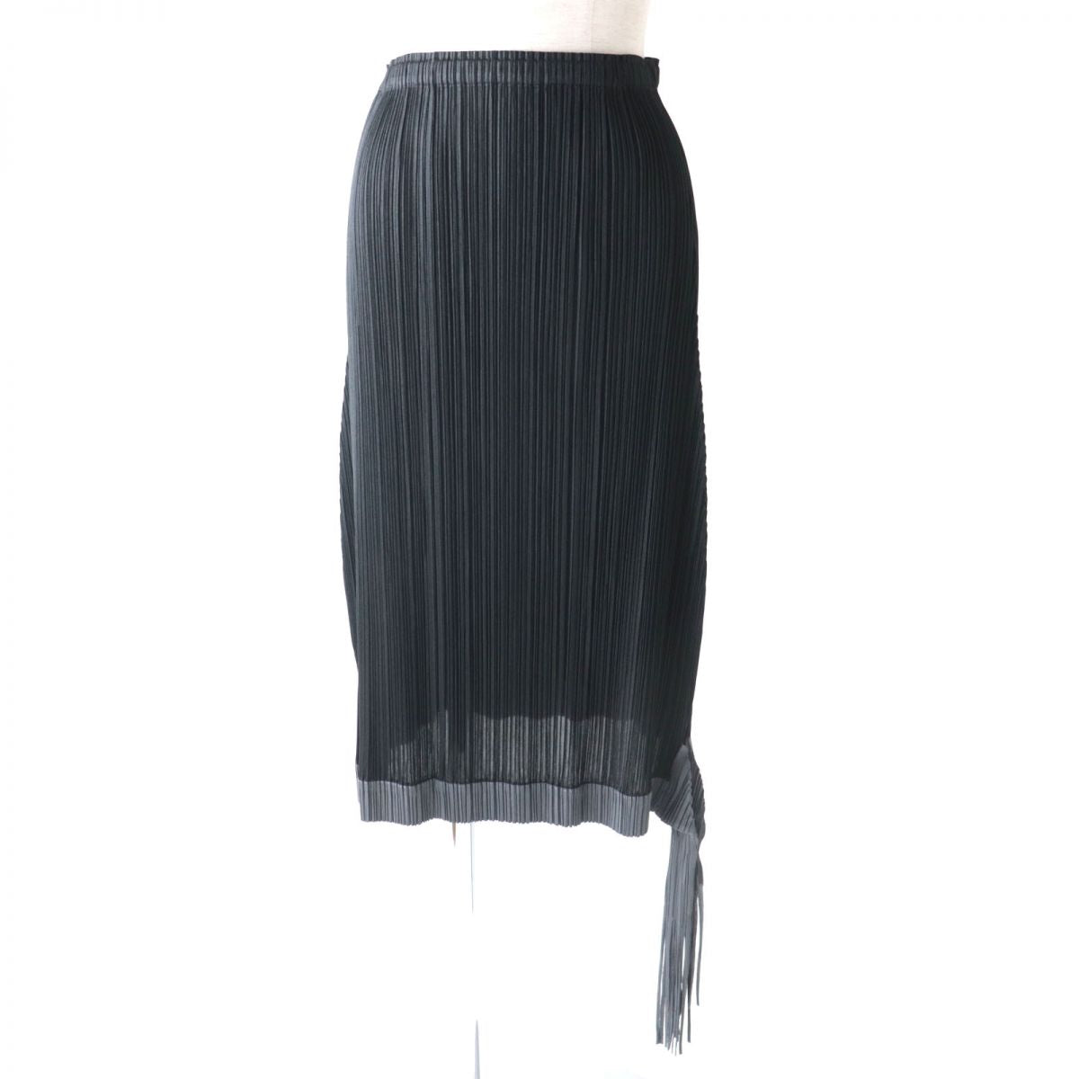 Issey Miyake Pleated Fringe Knee-length Skirt