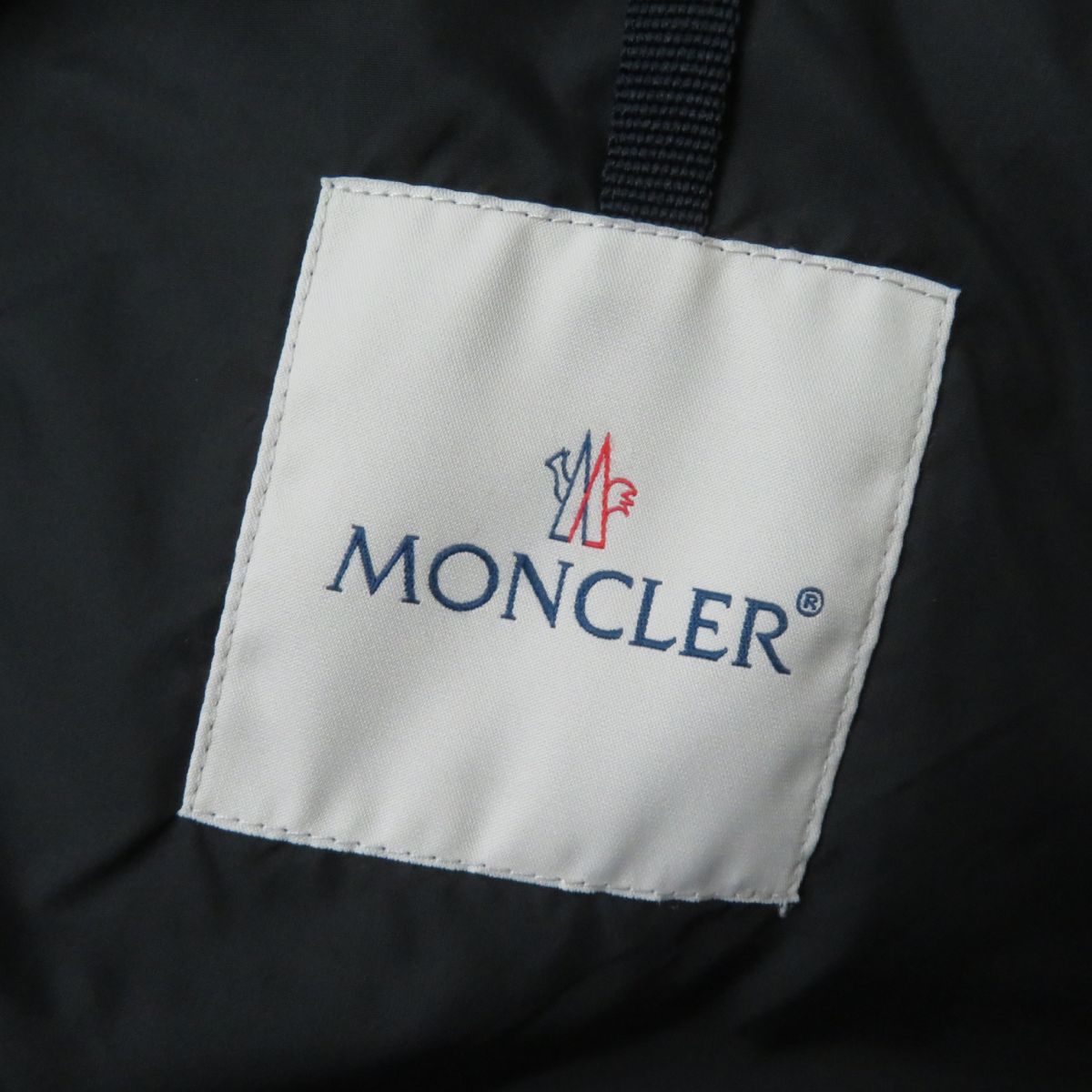 Moncler ALNUS Stand Collar Down Coat Black