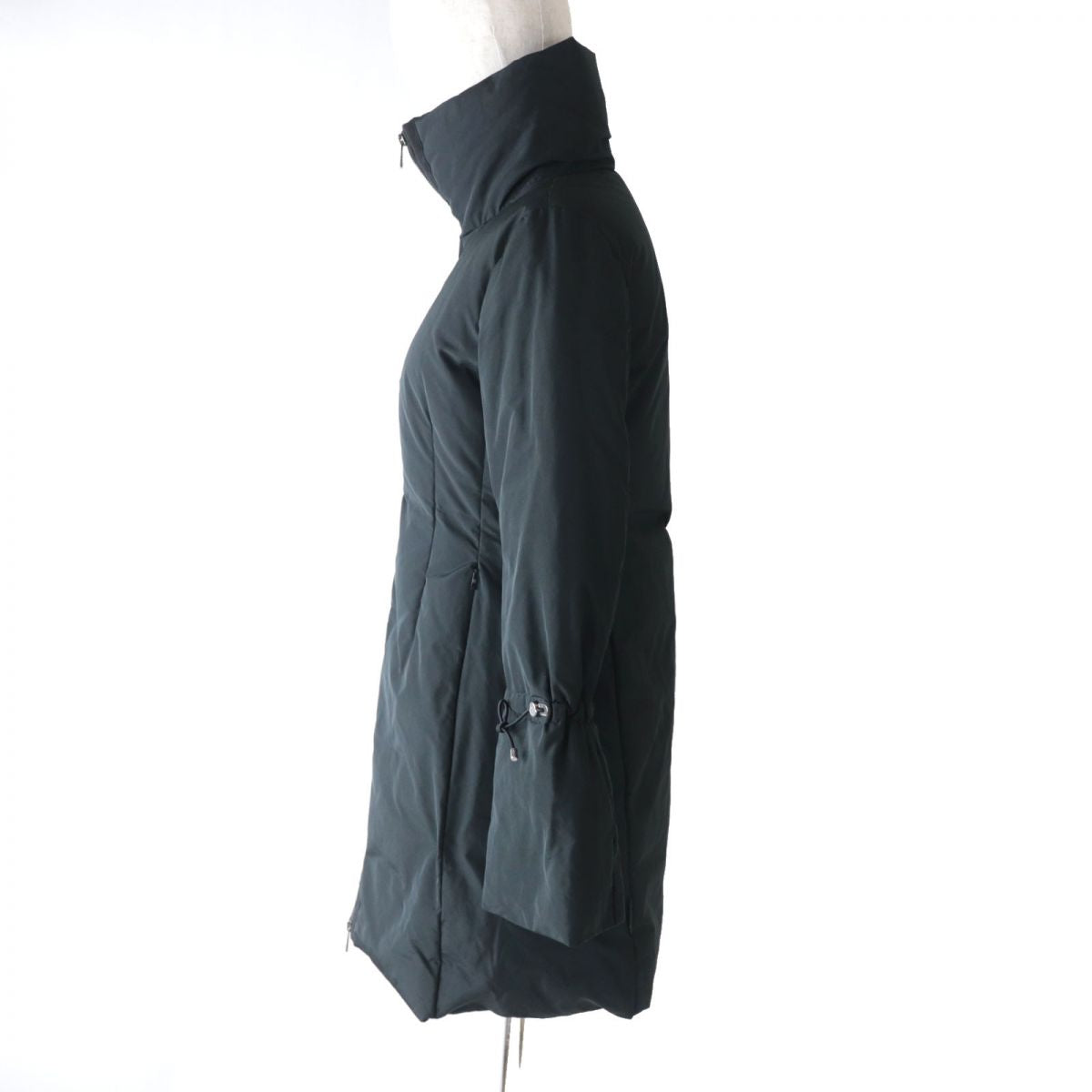 Moncler ALNUS Stand Collar Down Coat Black