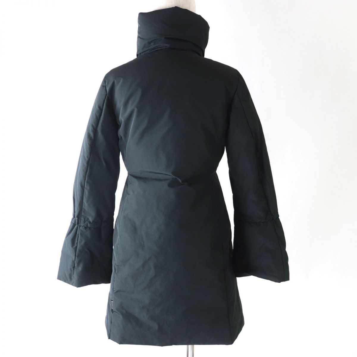 Moncler ALNUS Stand Collar Down Coat Black