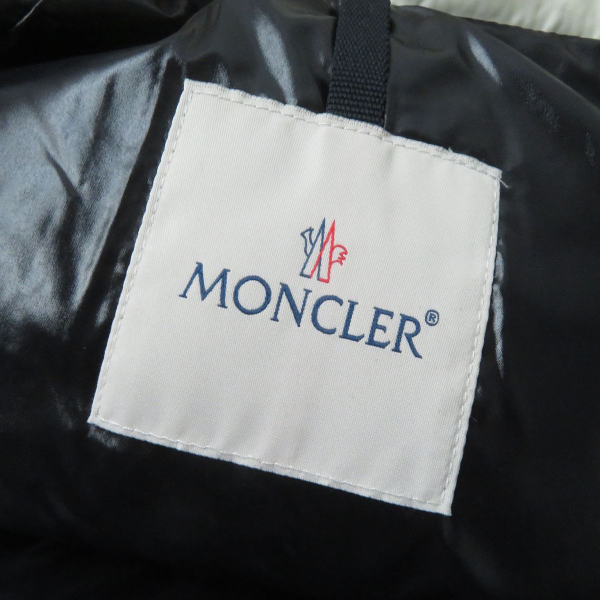 Moncler CHOUELLE Velour Down Jacket Black White