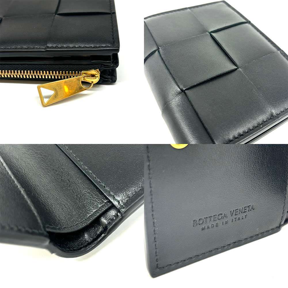 Bottega Veneta Compact Leather Wallet Black in Pristine Condition