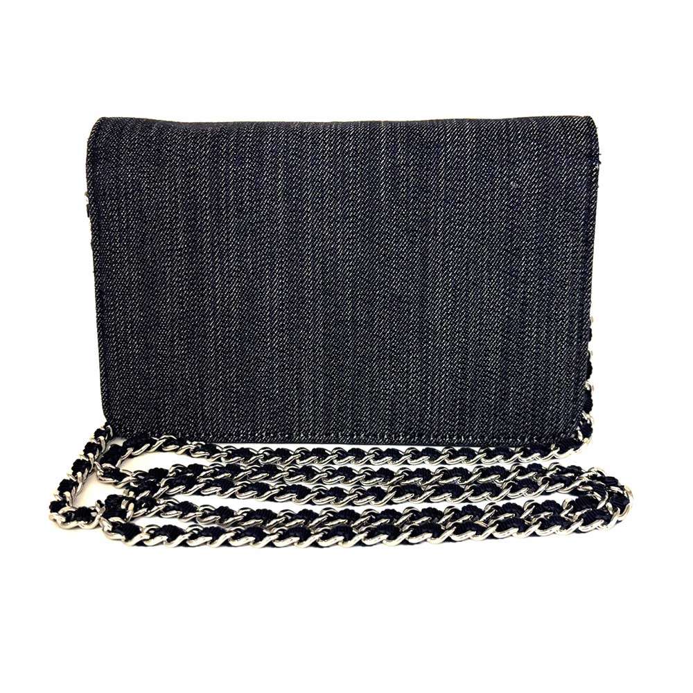 Chanel Canvas Chain Wallet Deauville Flap Long Wallet in Very Good Condition