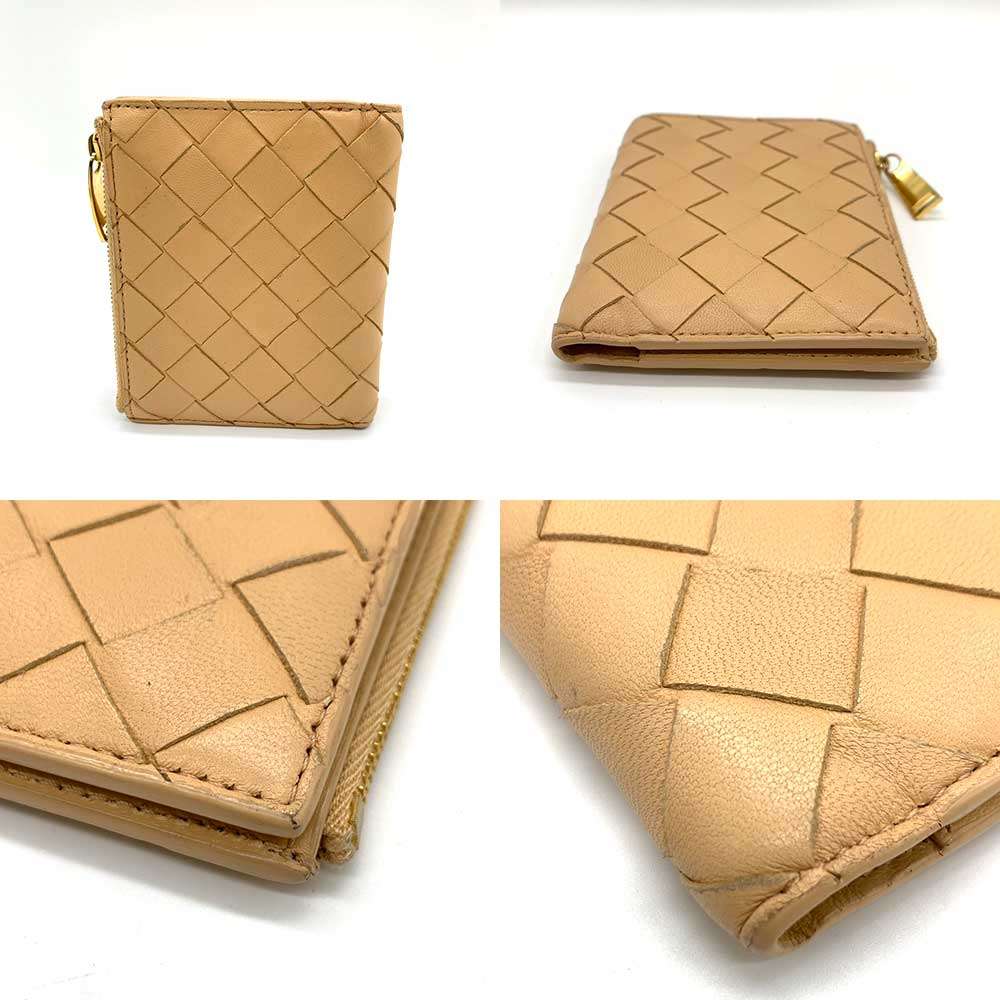 Bottega Veneta Intrecciato Leather Mini Wallet in Very Good Condition