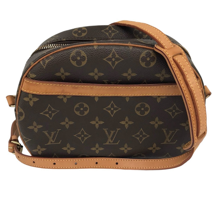 Louis Vuitton Monogram Canvas Crossbody Bag M51221 in Very Good Condition