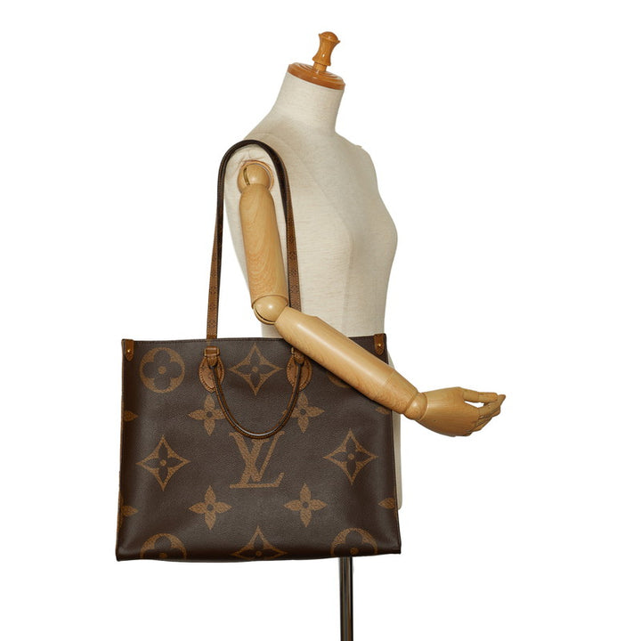 Louis Vuitton Monogram Giant Reverse OnTheGo GM Handbag M45320 in Great Condition