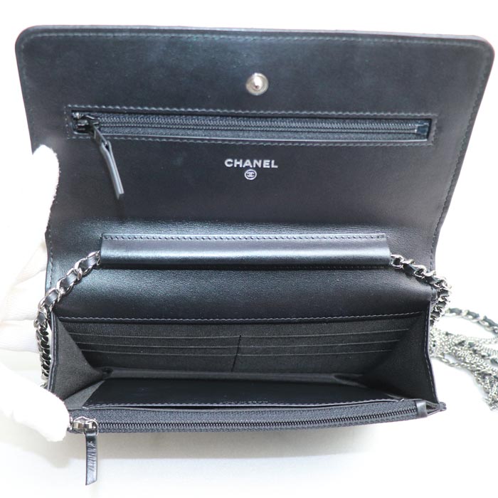 Chanel Vintage Matelasse Chain Wallet Shoulder Bag