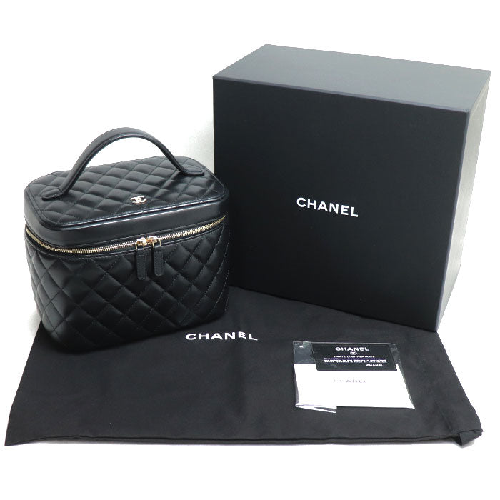 Chanel Vanity Handbag Black A80913