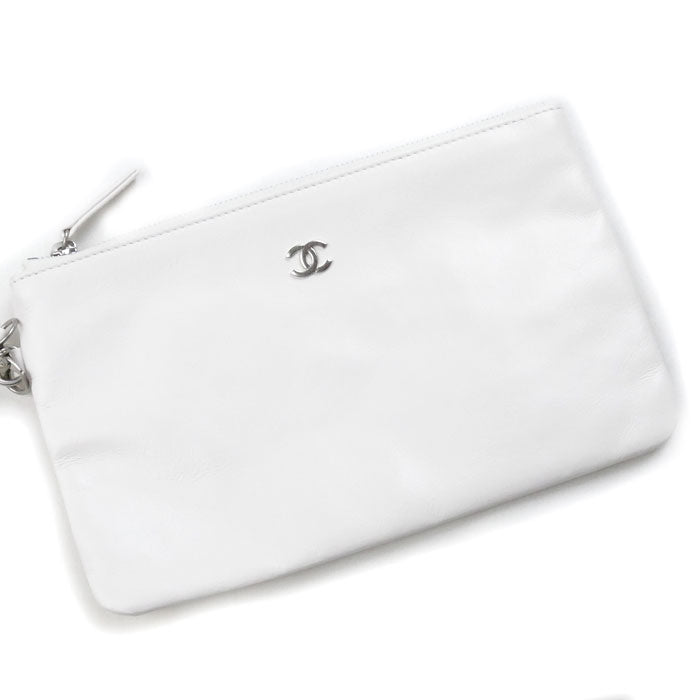 Chanel 22 Small Shoulder Bag AS3260