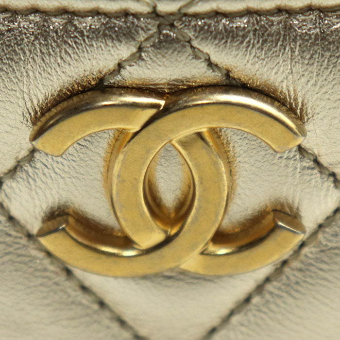 Chanel Matelasse Chain Clutch Bag Gold