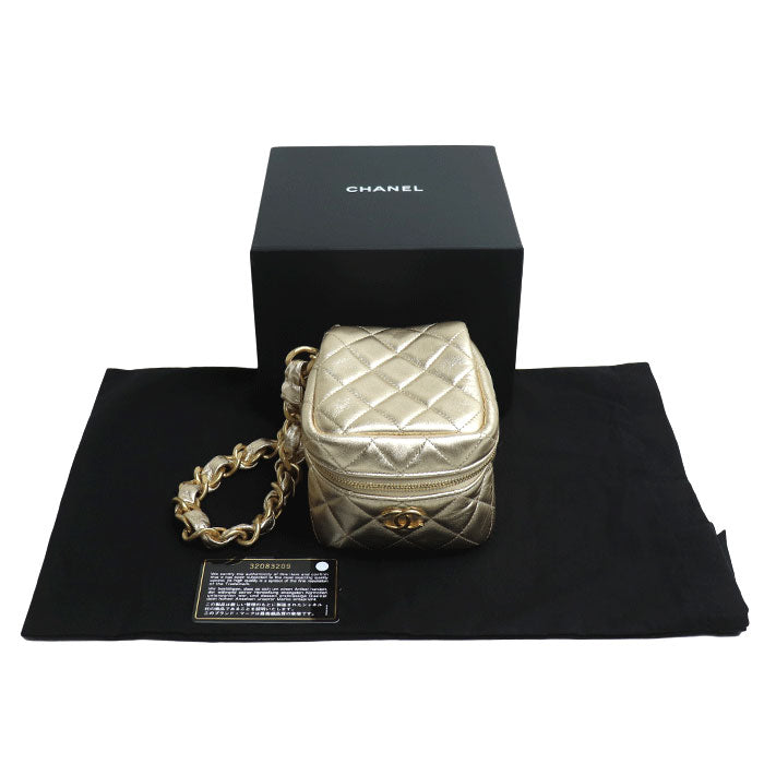 Chanel Matelasse Chain Clutch Bag Gold