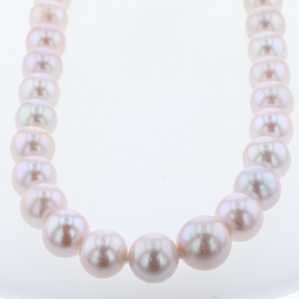 Classic Pearl Necklace