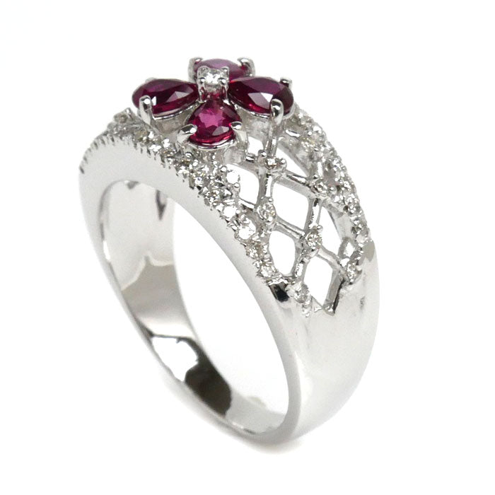 K18WG White Gold Ruby Flower Ring