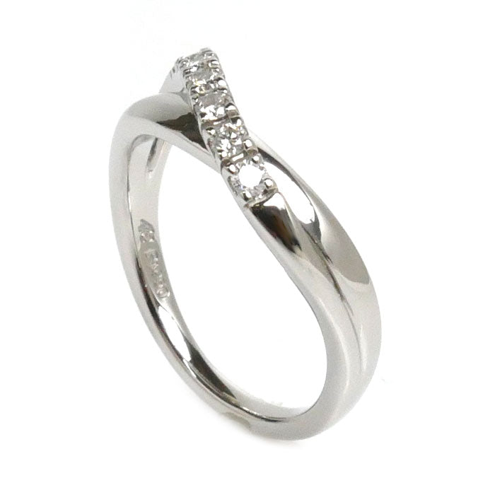 4℃ Pt950 Platinum Diamond Ring