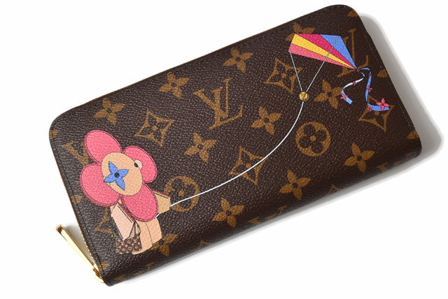 Louis Vuitton Monogram Canvas Zippy Wallet M69054 in Pristine Condition