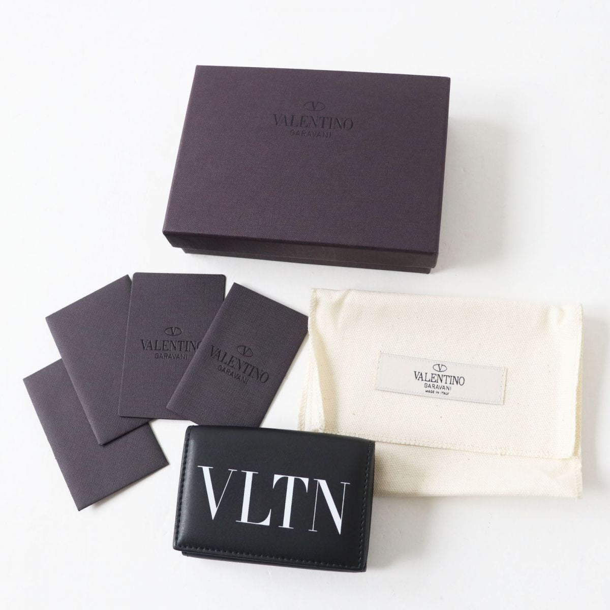 Valentino Garavani Leather Tri-fold Wallet Black