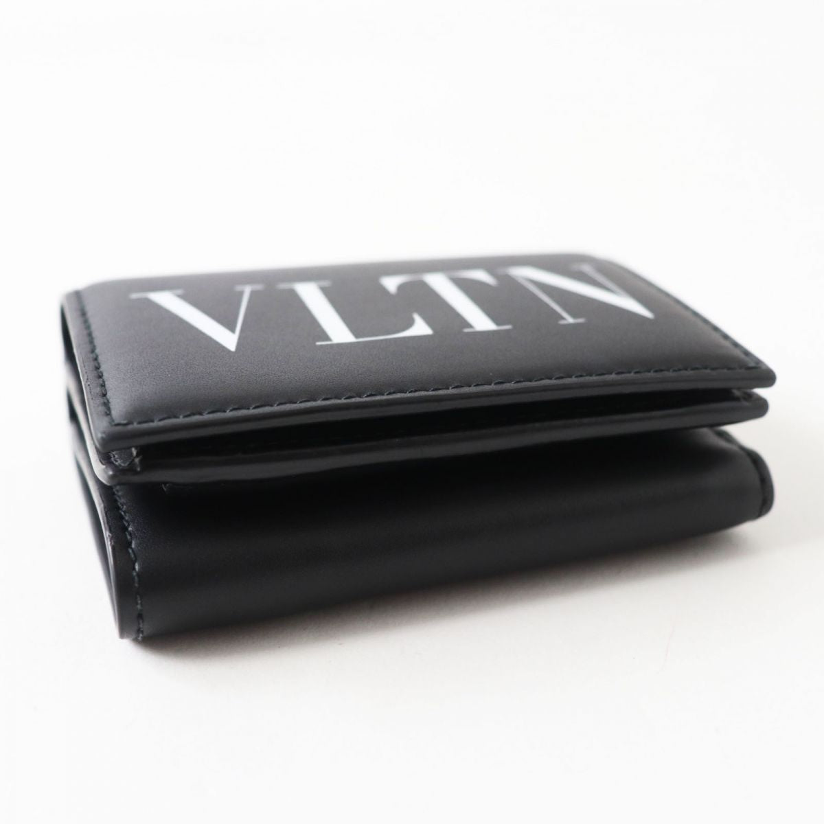 Valentino Garavani Leather Tri-fold Wallet Black