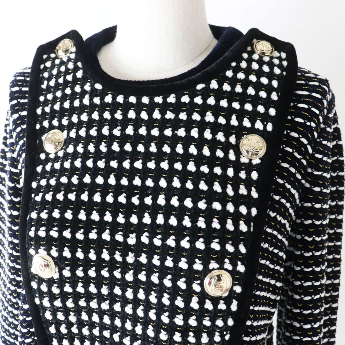 Chanel COCO Mark Button Velvet Tweed Pullover