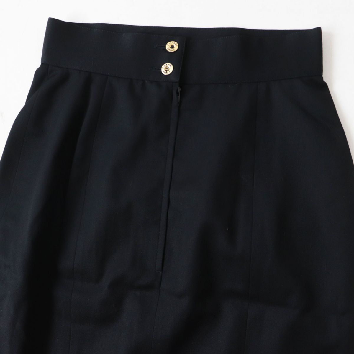 Chanel Vintage Wool Knee-length Skirt Black