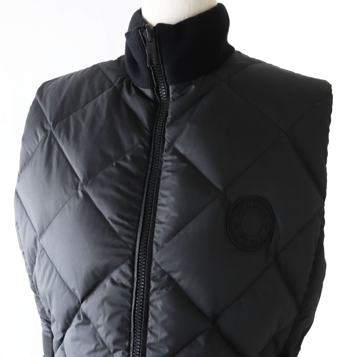 Hermes Reversible Zip-Up Down Vest, Black, Size 38