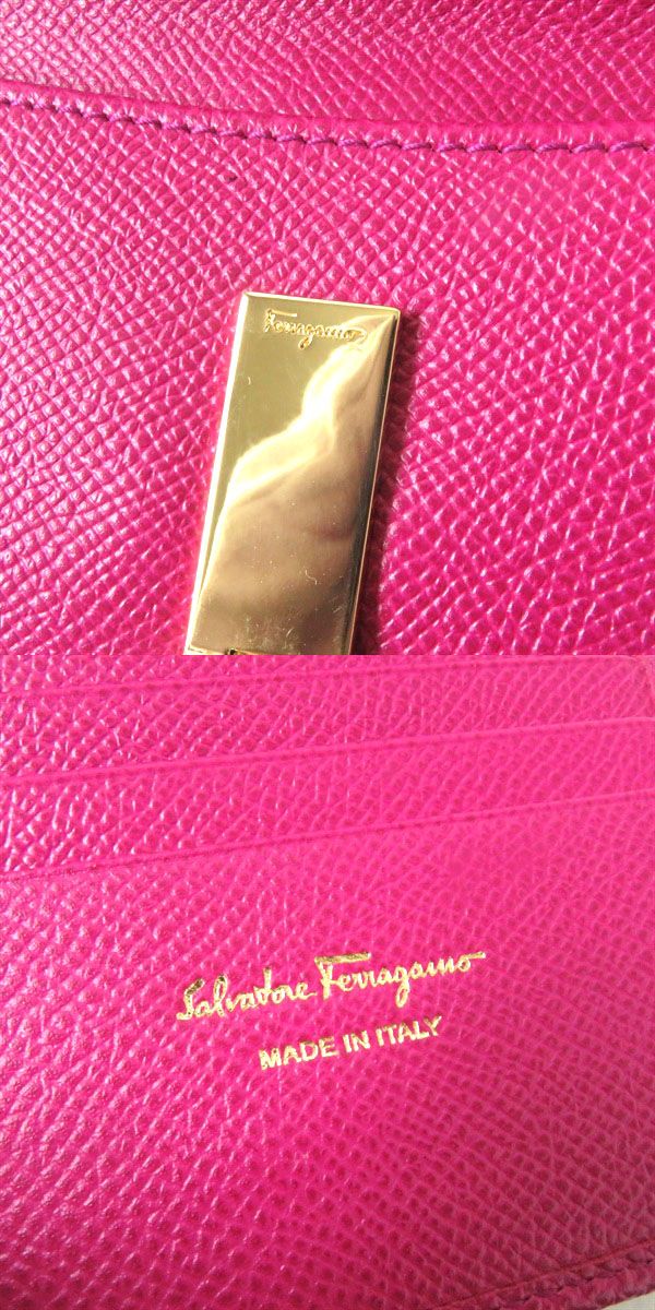 Salvatore Ferragamo Gancini Bi-fold Leather Wallet