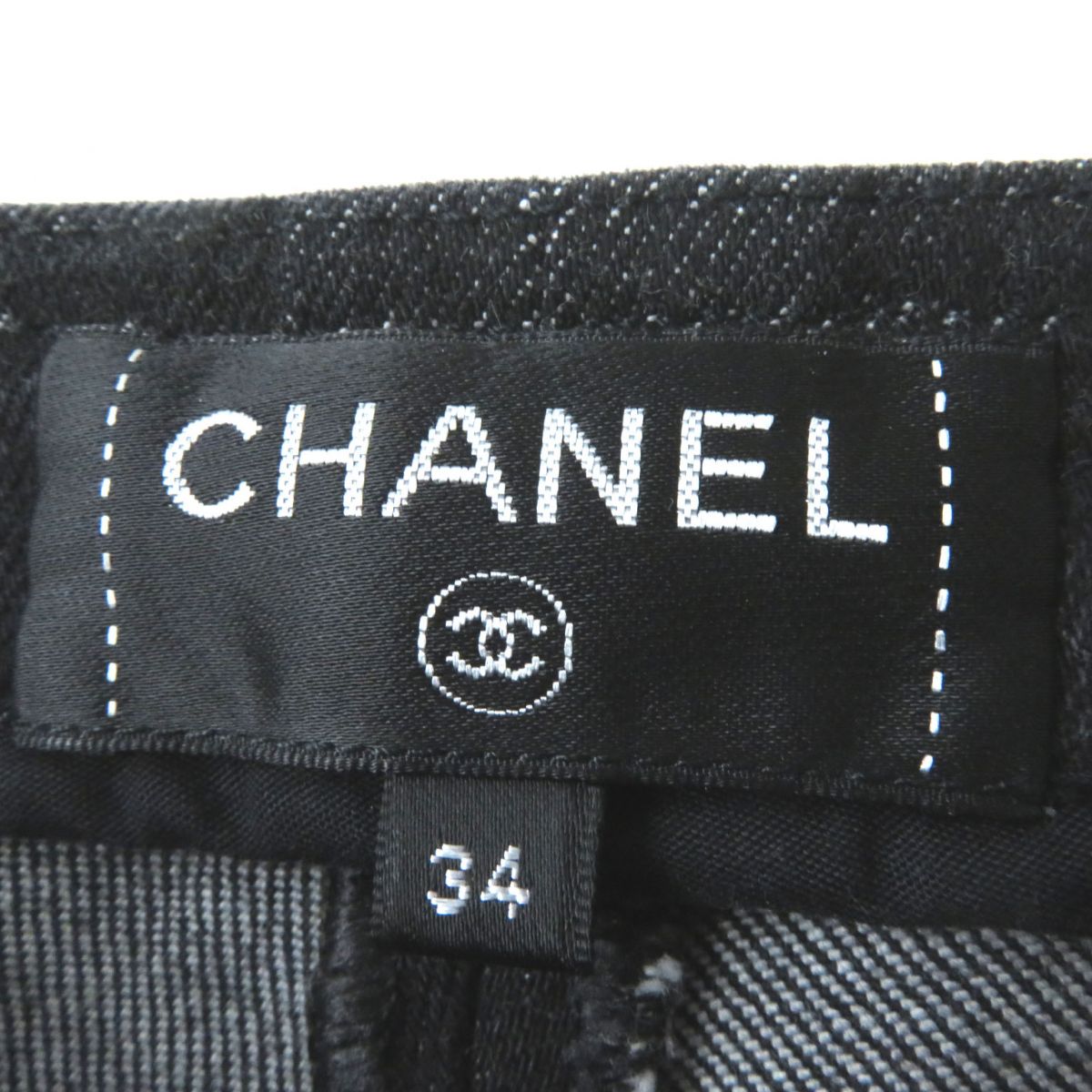 Chanel Women's Black Denim Pants P54704