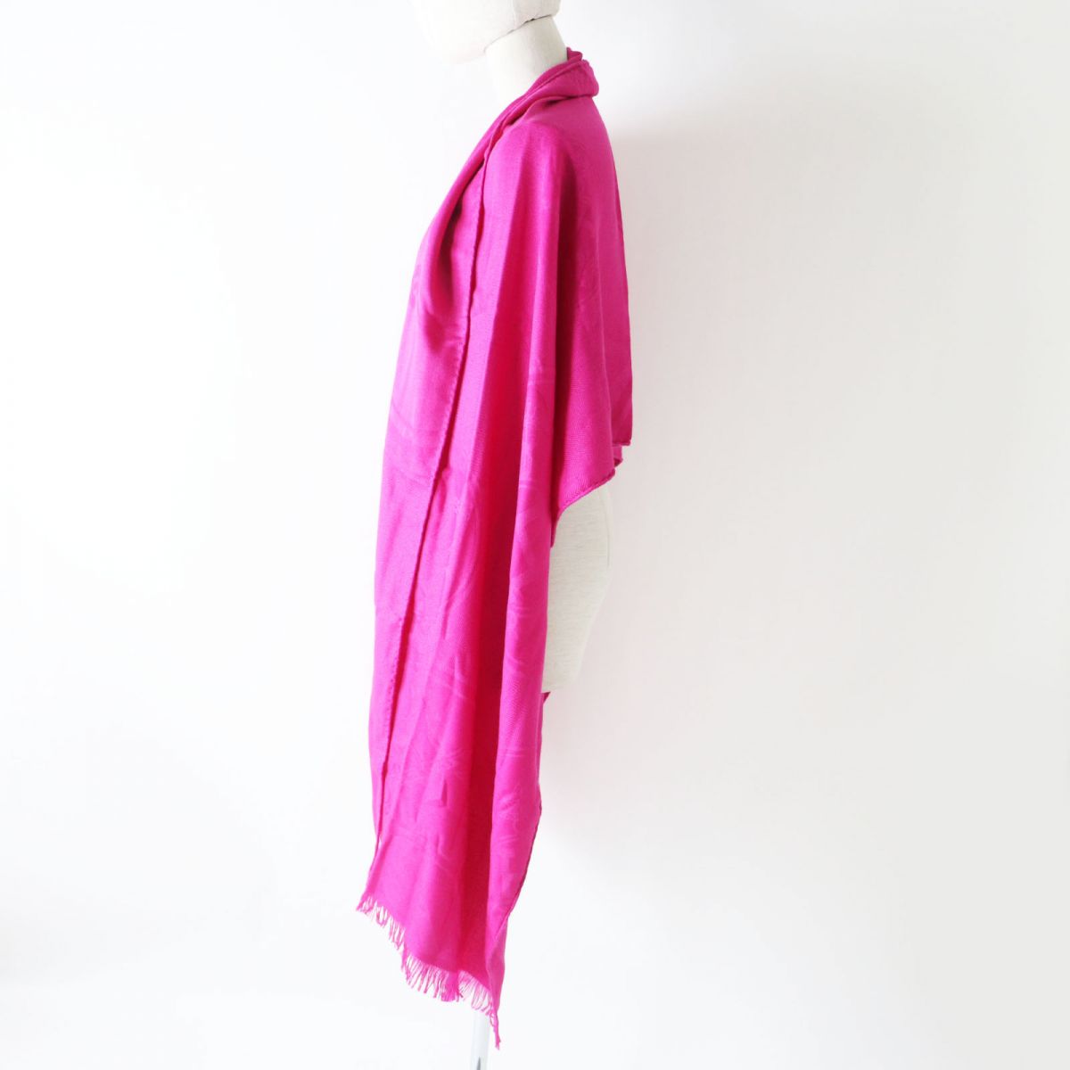 HERMES New Libris Cashmere Silk Shawl/Stole