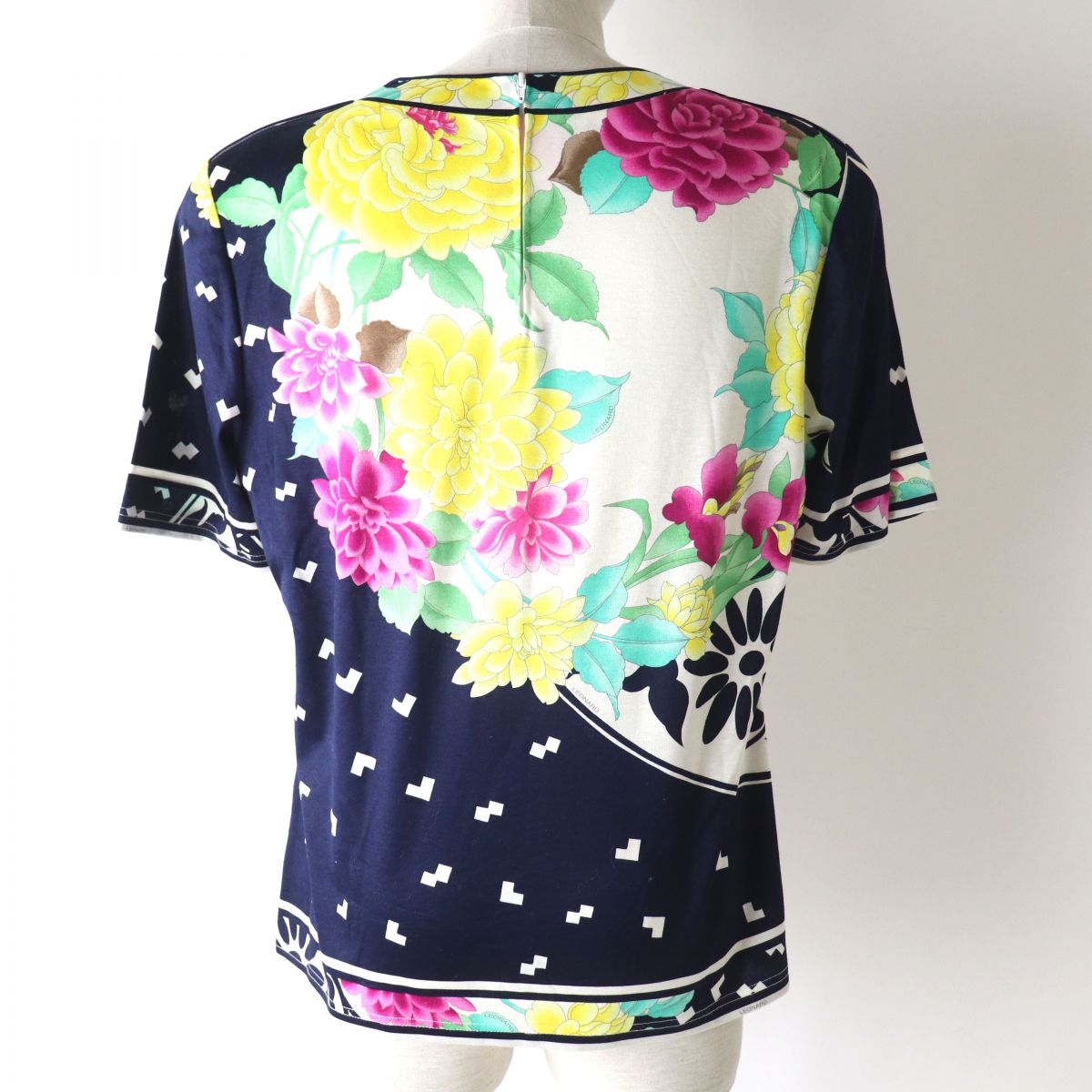 LEONARD FASHION 100% Cotton Floral T-Shirt L