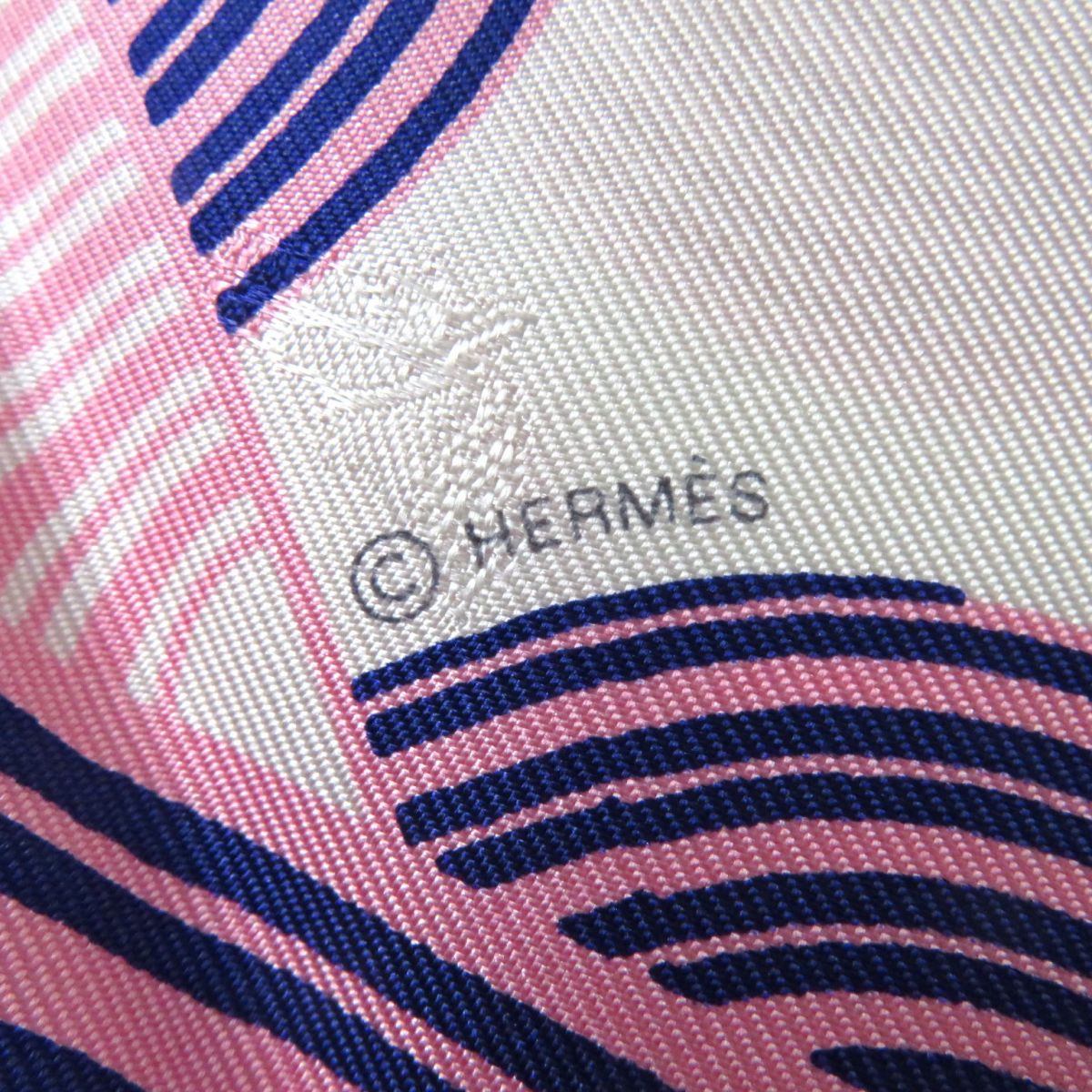 Hermes Silk Scarf 70 Carr Garde-robe Pop