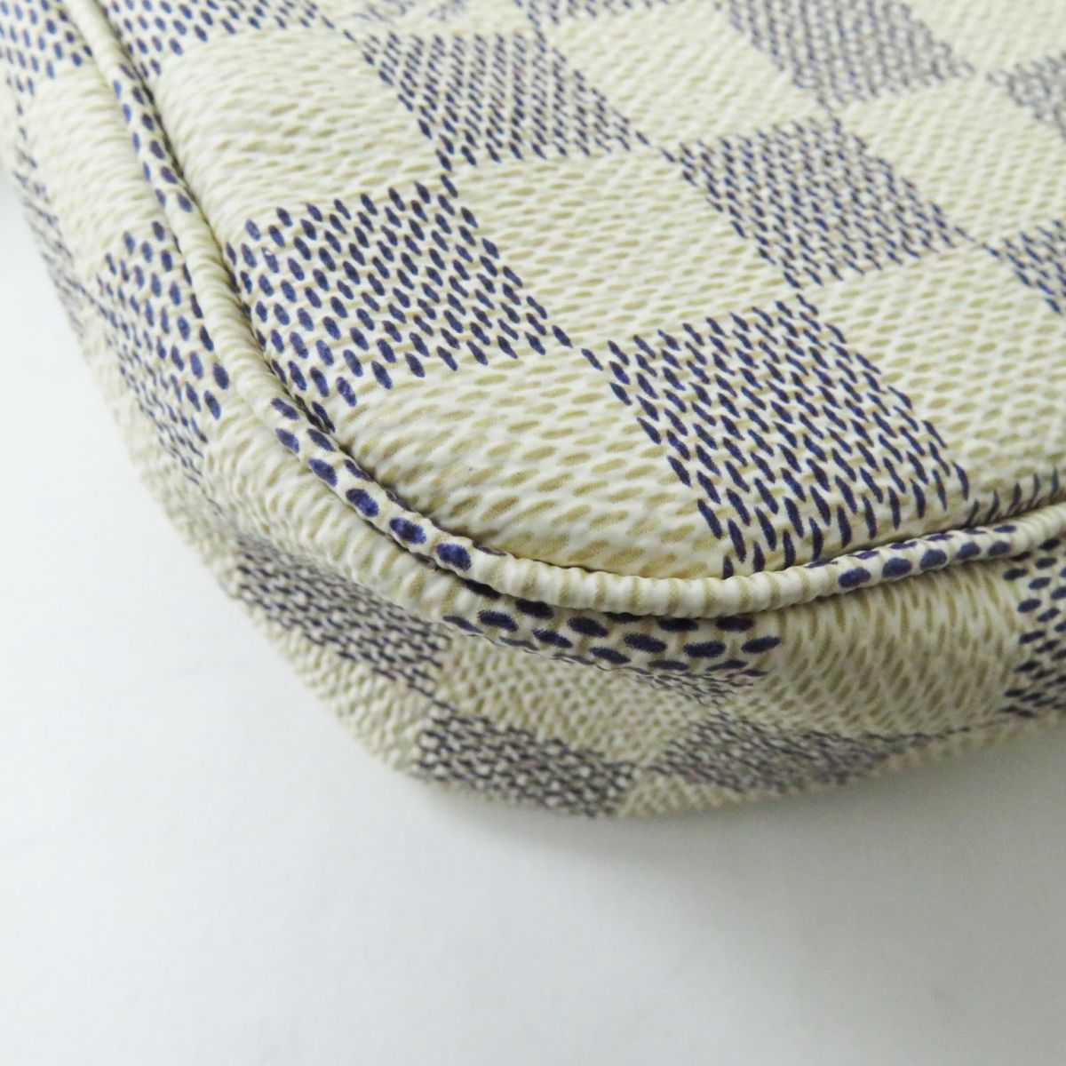 Louis Vuitton Damier Azur Pochette N41207