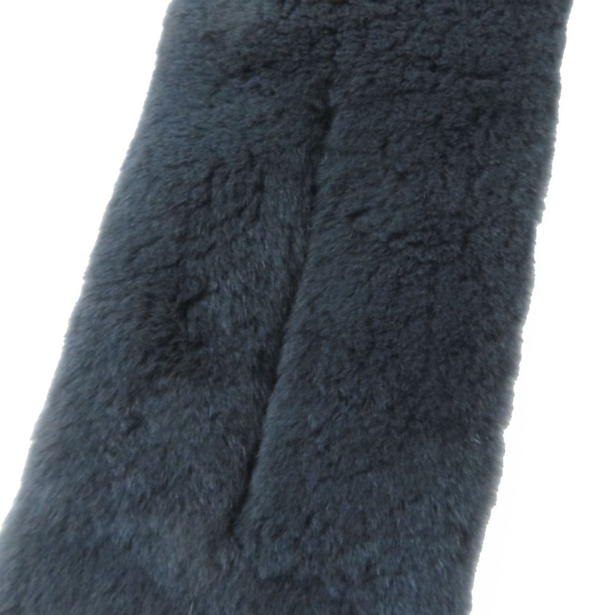 Louis Vuitton Mink Muffler Scarf M71660