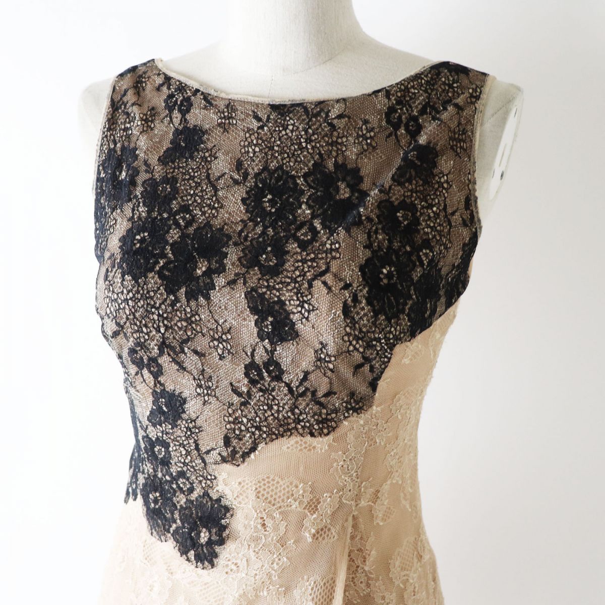 Valentino Silk Lace Sleeveless Dress Beige